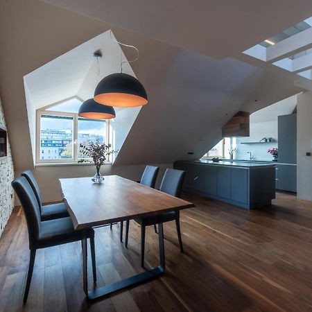 Authentic City Stay Ljubljana Ngoại thất bức ảnh
